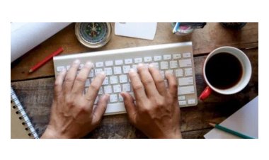 البرامج التي يستخدمها مدخل البيانات